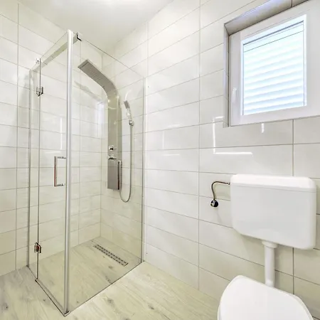 شقة Gazic, No 1 *